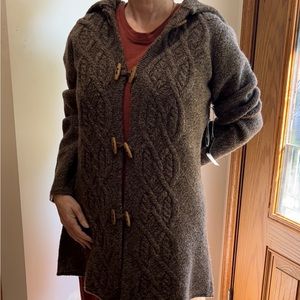 Eagles Eye 100 wool woman’s sweater NEW. Brrrr winters coming stay warm!